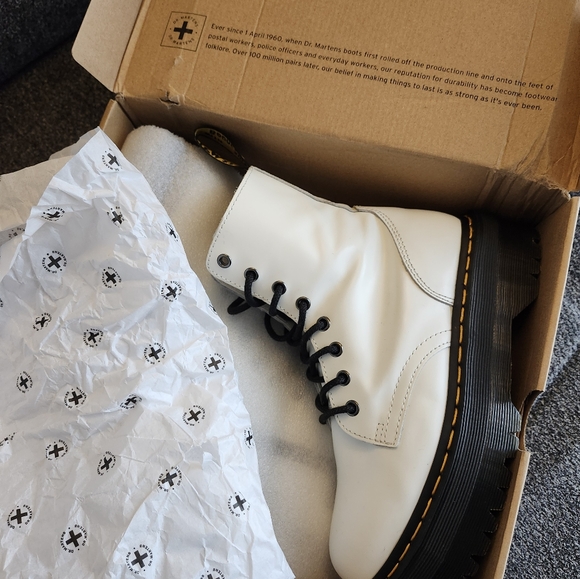 Dr Marten Jadon Boot 8W - Picture 11 of 15